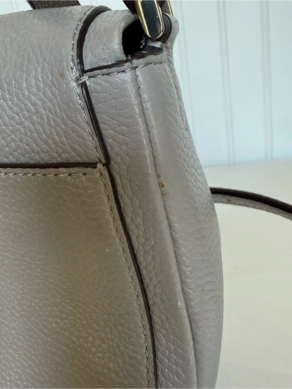 Kate Spade Gray Pebbled Leather Saddle Crossbody Bag Gold Hardware